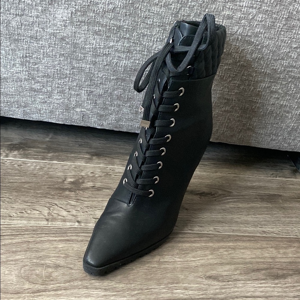 Jennifer Lopez Black Heeled Boots with Quilted Detail